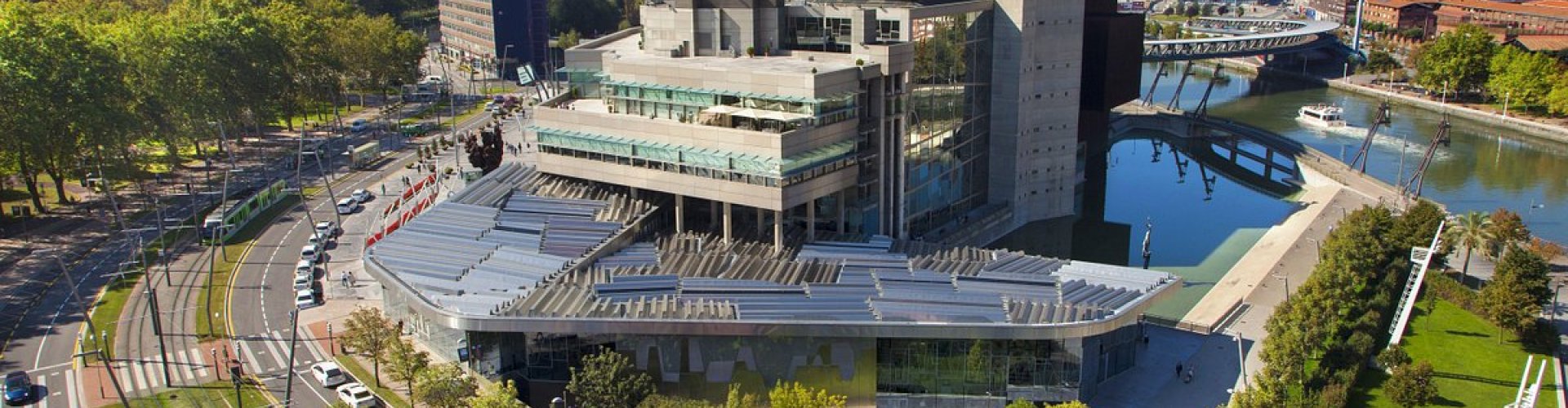 Bilbao, ES cityscape