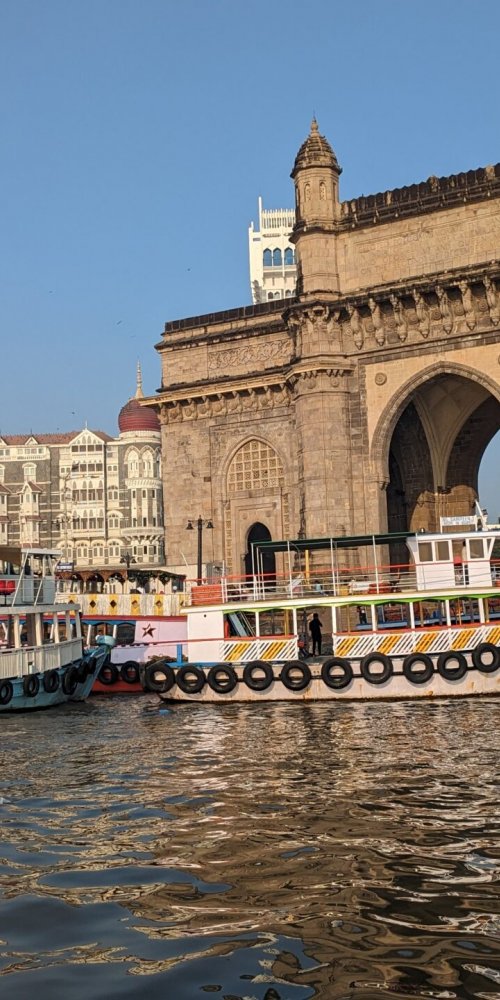 Mumbai, IN transport