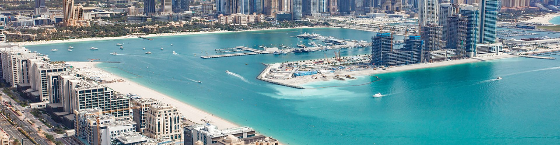 Dubai, AE cityscape