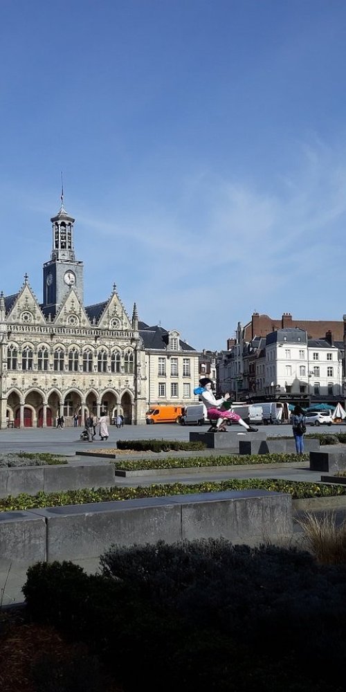 Saint Quentin Les Marais, FR transport