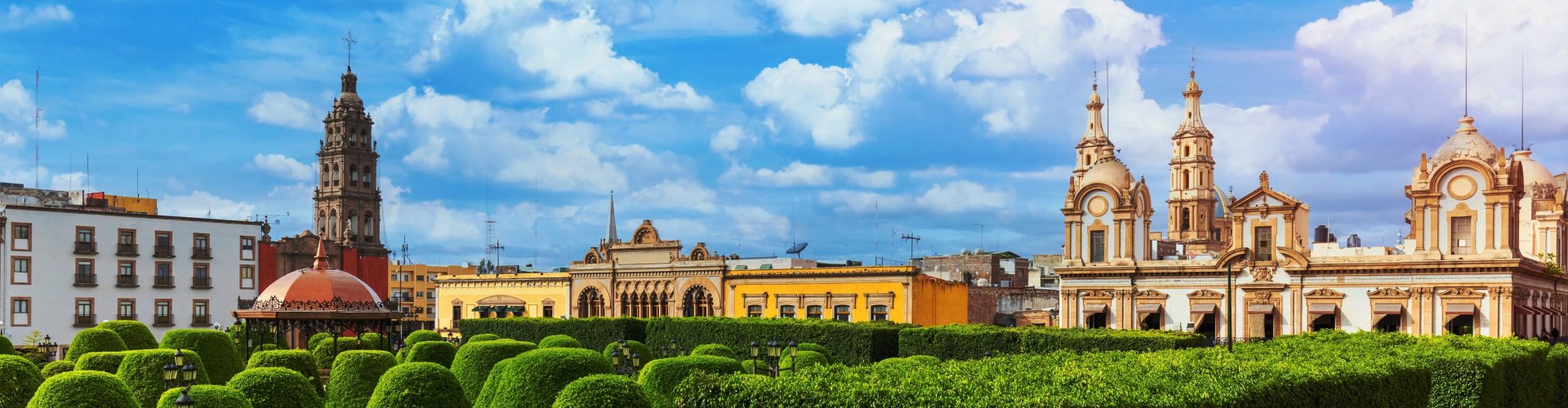 León, MX cityscape